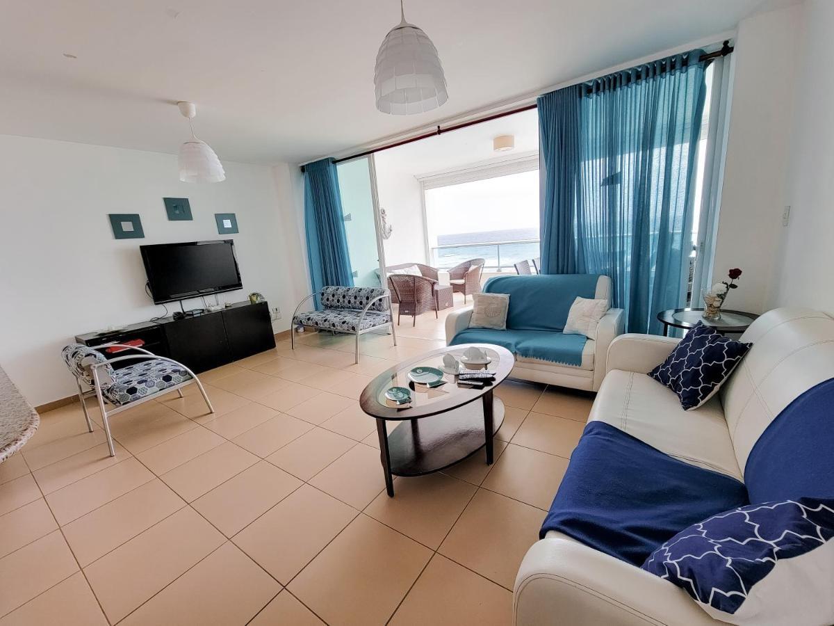 Marbella Beachfront 2Br Apt Хуан-Доліо Екстер'єр фото